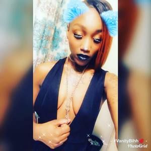 Meet your Posher, Nikki